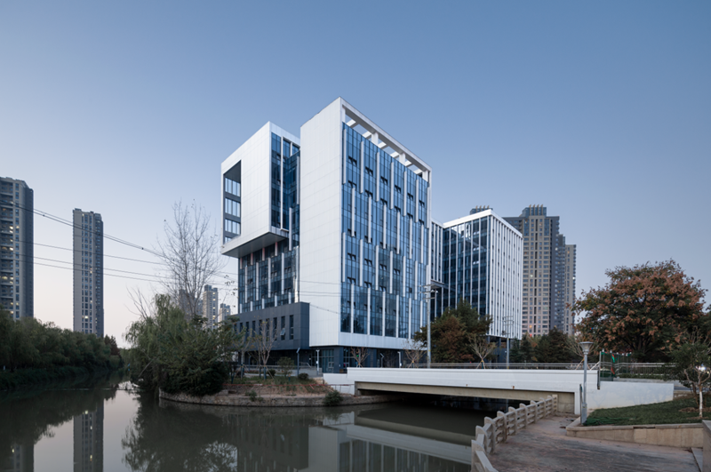 南京河西新城區(qū)仁恒江灣城社區(qū)中心項(xiàng)目